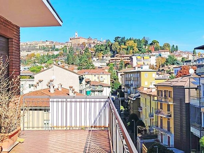 Bilocale in Vendita a Bergamo, 325'000€, 60 m²