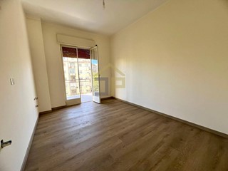 Appartamento in Affitto a Palermo, 650€, 121 m²