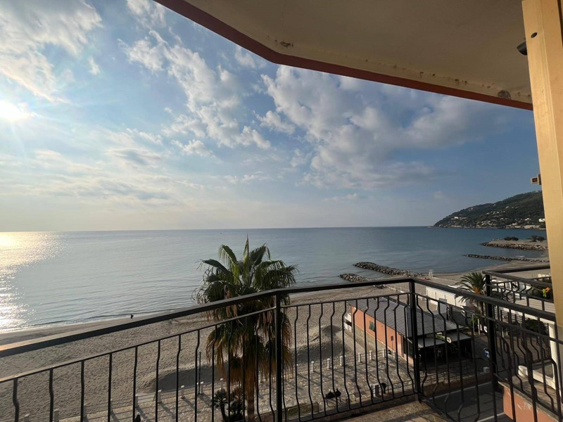 Appartamento in Vendita a Andora, 695'000&euro;, 115 m²