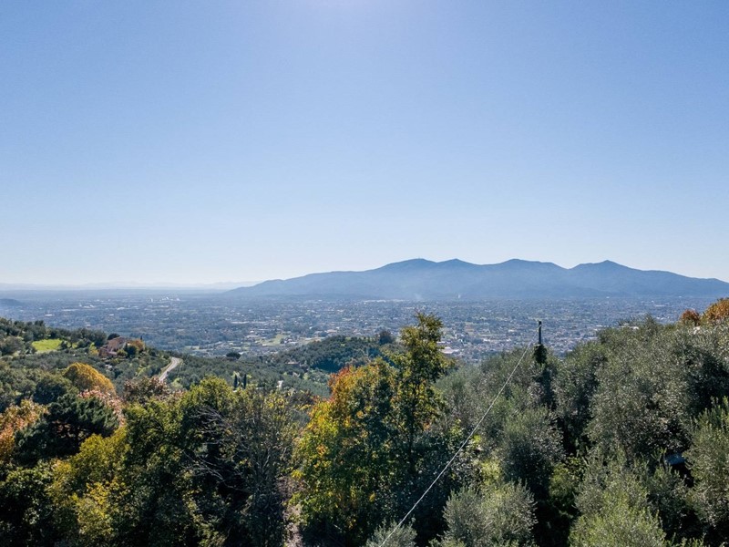 Casa Indipendente in Vendita a Lucca, 239'999&euro;, 120 m²