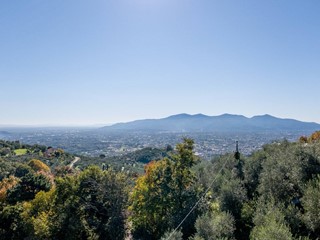 Casa Indipendente in Vendita a Lucca, 239'999&euro;, 120 m²