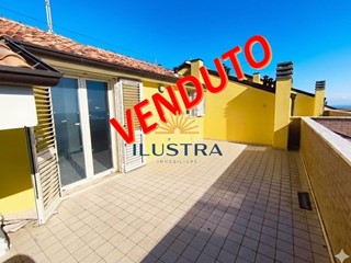 Quadrilocale in Vendita a Colonnella, 130 m²
