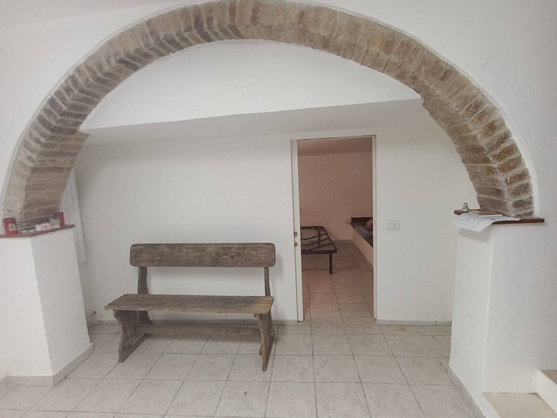 Casa Indipendente in Affitto a Monsampietro Morico, 300€, 45 m²