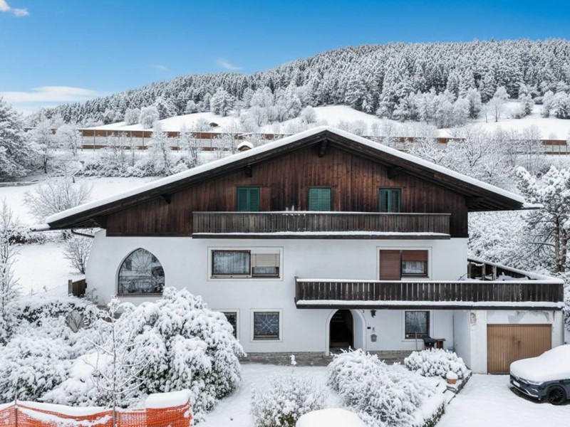 Casa Indipendente in Vendita a Vipiteno, 320 m², con Box