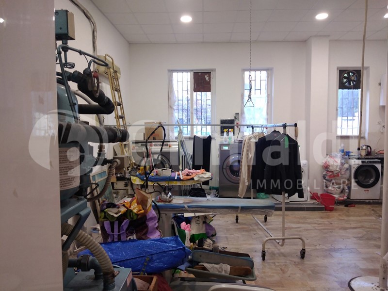 Attività commerciale in Vendita a Cinisello Balsamo, 22'000&euro;, 50 m²