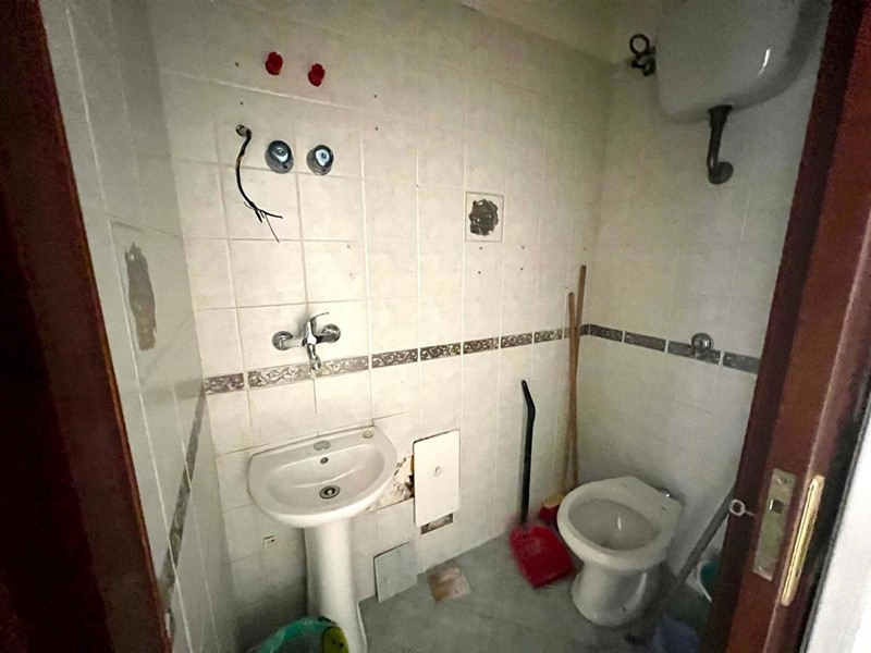 Trilocale in Vendita a Pozzuoli, 165'000&euro;, 70 m²