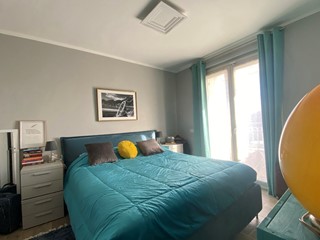 Trilocale in Vendita a Peschiera del Garda, 410'000€, 130 m², arredato, con Box