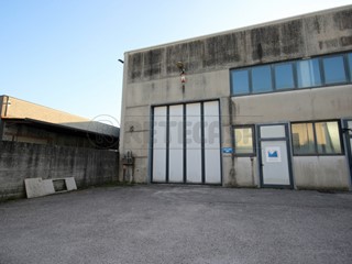 Laboratorio in Vendita a Mestrino, 110'000&euro;, 244 m²
