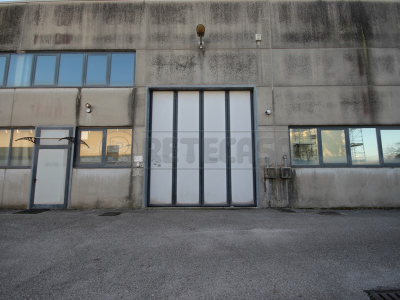 Laboratorio in Vendita a Mestrino, 115'000&euro;, 221 m²