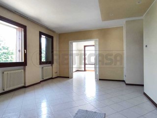 Appartamento in Affitto a Montebello Vicentino, 780&euro;, 102 m²