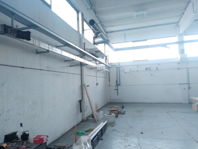 Capannone in Vendita a Formigine, 280'000&euro;, 600 m², con Box