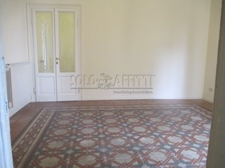 Bilocale in Affitto a Brescia, zona Viale Venezia, 600€, 50 m²