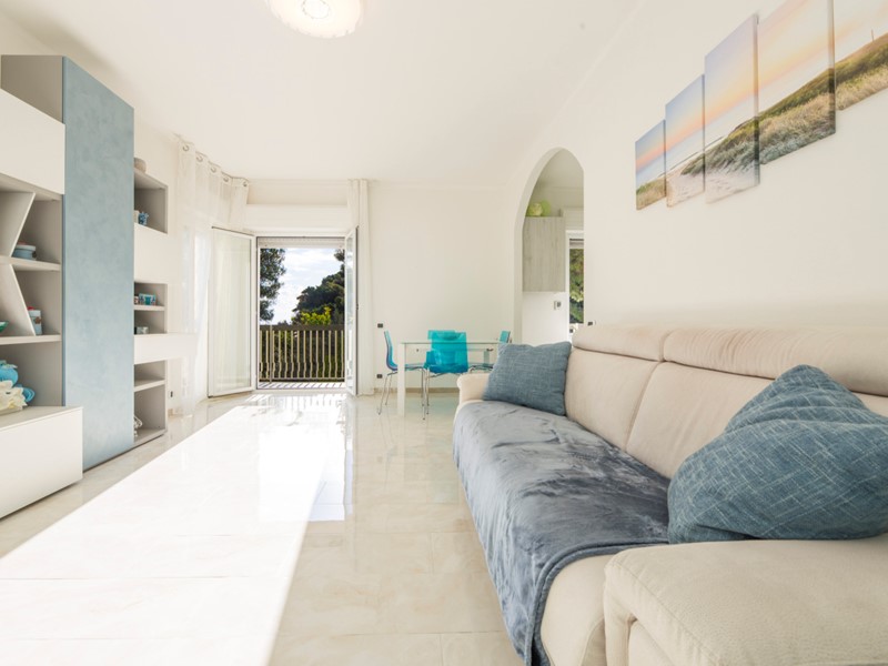 Quadrilocale in Vendita a Deiva Marina, 279'000€, 69 m², arredato