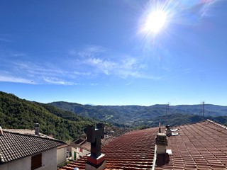 Quadrilocale in Vendita a Vernio, 80'000&euro;, 100 m²