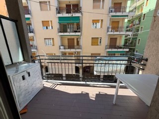 Trilocale in Vendita a Loano, 249'000&euro;, 60 m², arredato