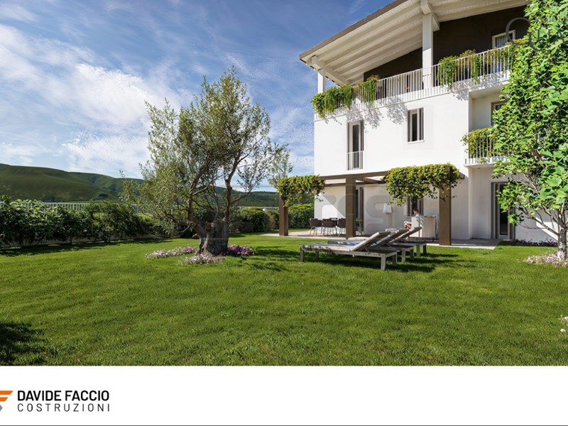 Appartamento in Vendita a Arzignano, 310'000€, 162 m², con Box