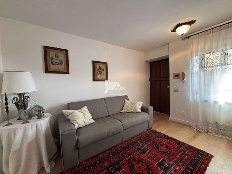 Trilocale in Vendita a Toscolano Maderno, 220'000&euro;, 88 m²