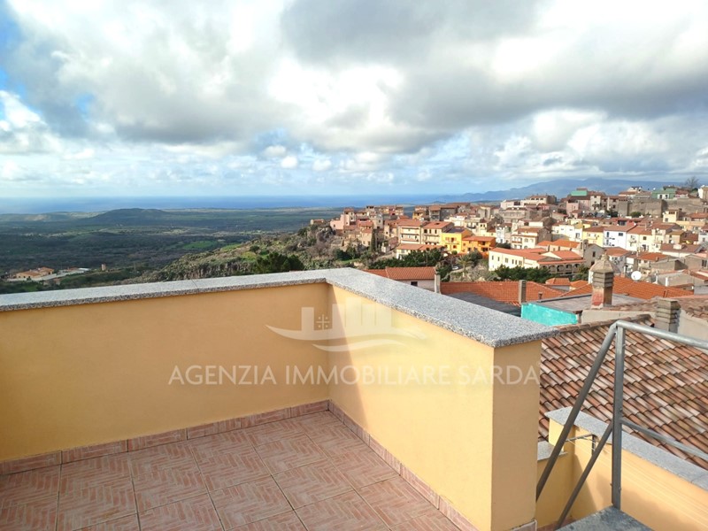 Casa Indipendente in Vendita a Cuglieri, 130'000&euro;, 174 m²