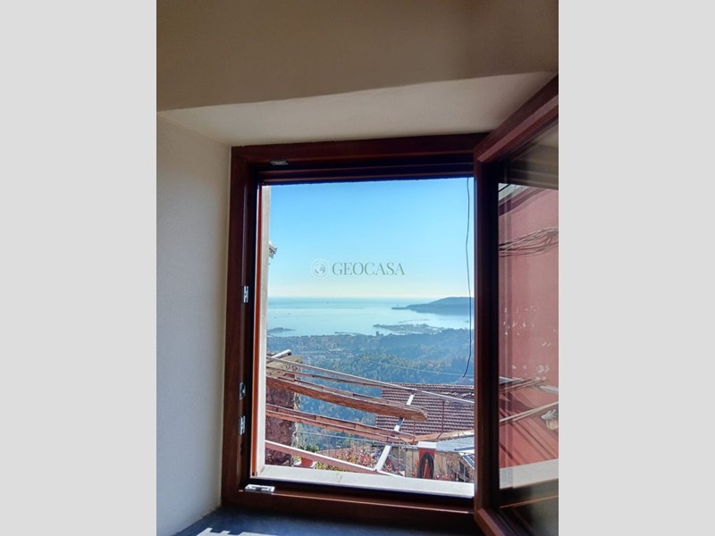 Casa Semi Indipendente in Vendita a La Spezia, zona Periferia NORD/OVEST, 270'000&euro;, 120 m², arredato