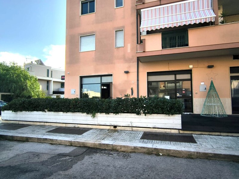 Immobile commerciale in Vendita a Monopoli, zona PERIFERIA SUD, 155'000&euro;, 118 m²