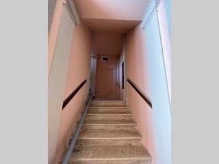 Trilocale in Vendita a Modena, zona Centro cittÃ, 210'000€, 100 m²