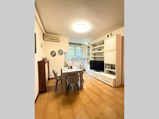 Quadrilocale in Vendita a Modena, zona Villaggio Giardino, 230'000€, 121 m², con Box