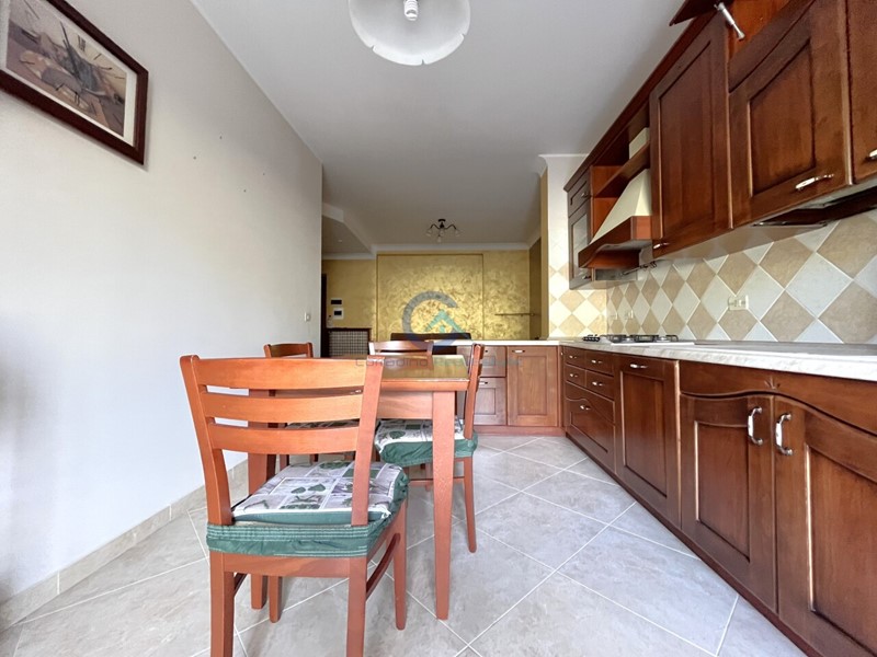 Trilocale in Affitto a Catanzaro, zona Santa Maria, 550€, 90 m²