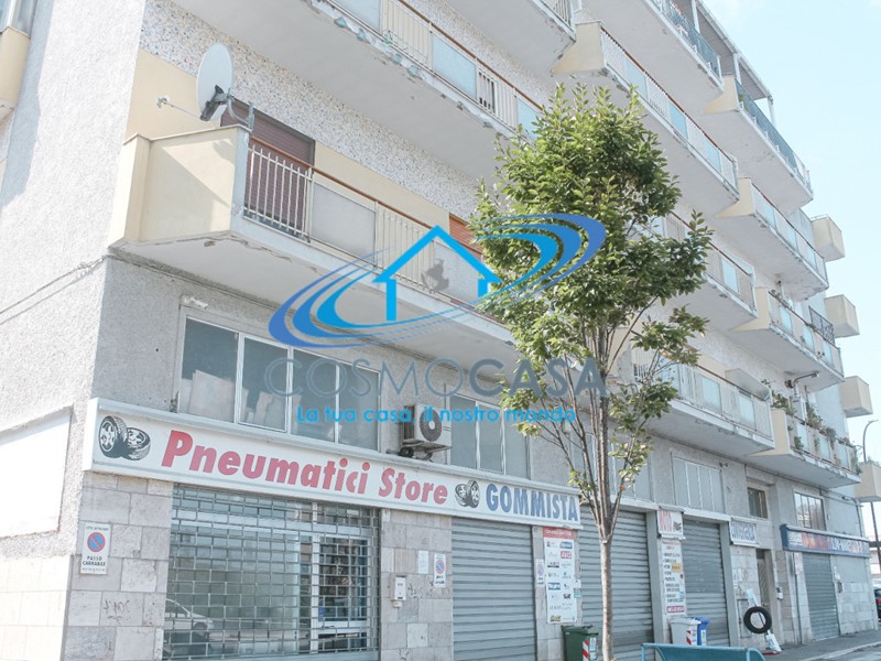Bilocale in Vendita a Pescara, zona zona Porta Nuova, 85'000€, 64 m², arredato