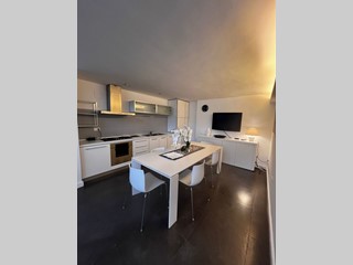 Bilocale in Affitto a Pescara, 800€, 80 m²
