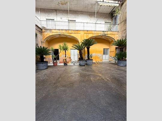 Trilocale in Vendita a Afragola, 78'000&euro;, 95 m²