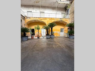 Trilocale in Vendita a Afragola, 78'000&euro;, 95 m²