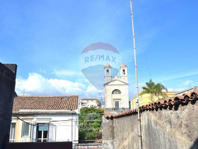 Casa Indipendente in Vendita a Acireale, 70'000&euro;, 166 m²