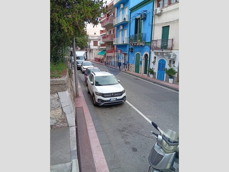 Appartamento in Vendita a Letojanni, 199'000€, 150 m²