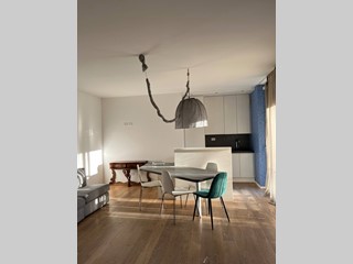 Trilocale in Affitto a Pescara, 1'200€, 80 m²