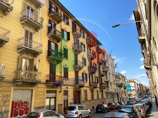 Attico in Vendita a Torino, 46'500&euro;, 90 m²