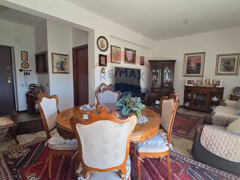 Quadrilocale in Vendita a Palermo, 129'000€, 100 m²