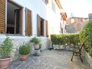 Rustico in Vendita a Lucca, 160'000€, 150 m²