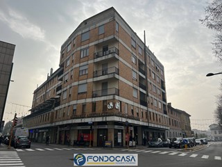 Trilocale in Vendita a Treviglio, 165'000&euro;, 90 m²