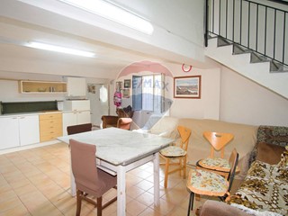 Casa Indipendente in Vendita a Belpasso, 95'000€, 90 m²