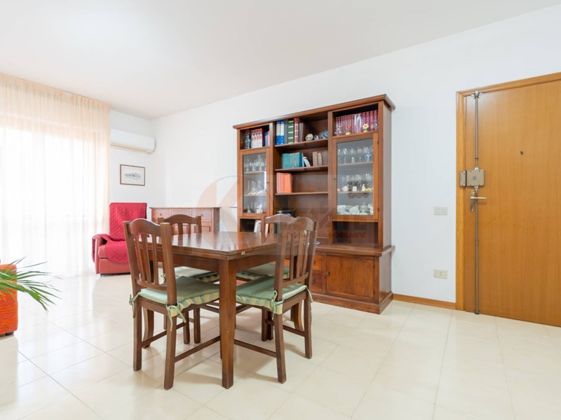 Trilocale in Vendita a Porto Torres, 115'000&euro;, 85 m²