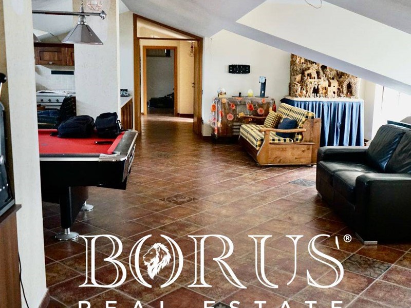 Attico in Vendita a Aversa, 385'000&euro;, 240 m²