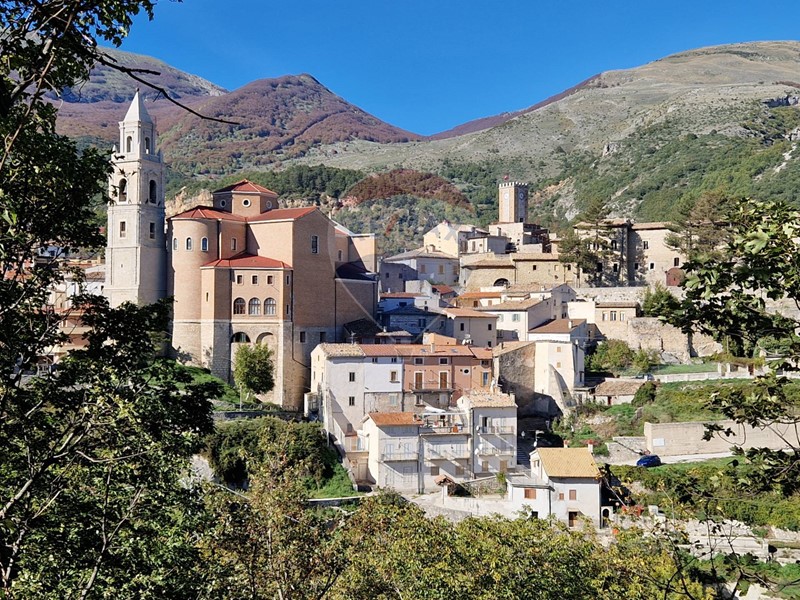 Trilocale in Vendita a Palena, 40'000€, 38 m²