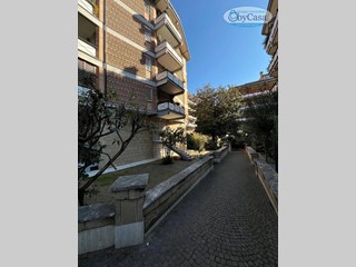 Bilocale in Affitto a Roma, 1'000€, 60 m²