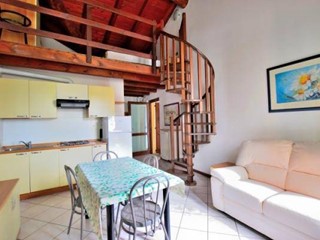 Monolocale in Affitto a Brembate di Sopra, 530€, 40 m²