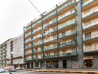 Trilocale in Vendita a Torino, 185'000&euro;, 90 m²