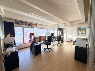 Magazzino in Vendita a Capriolo, 265'000&euro;, 330 m²