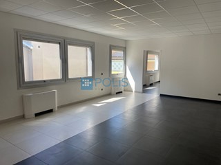 Ufficio in Affitto a Padova, 1'500€, 170 m²