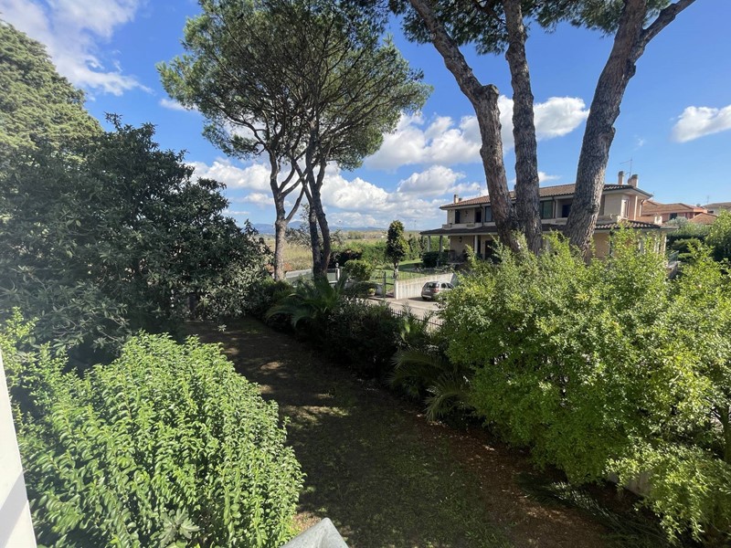 Appartamento in Vendita a Roma, 519'000€, 168 m²