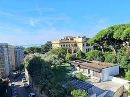 Appartamento in Vendita a Genova, 850'000&euro;, 120 m²