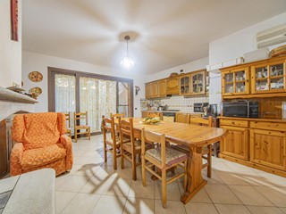 Villetta a schiera in Vendita a Sinnai, 257'000&euro;, 140 m²